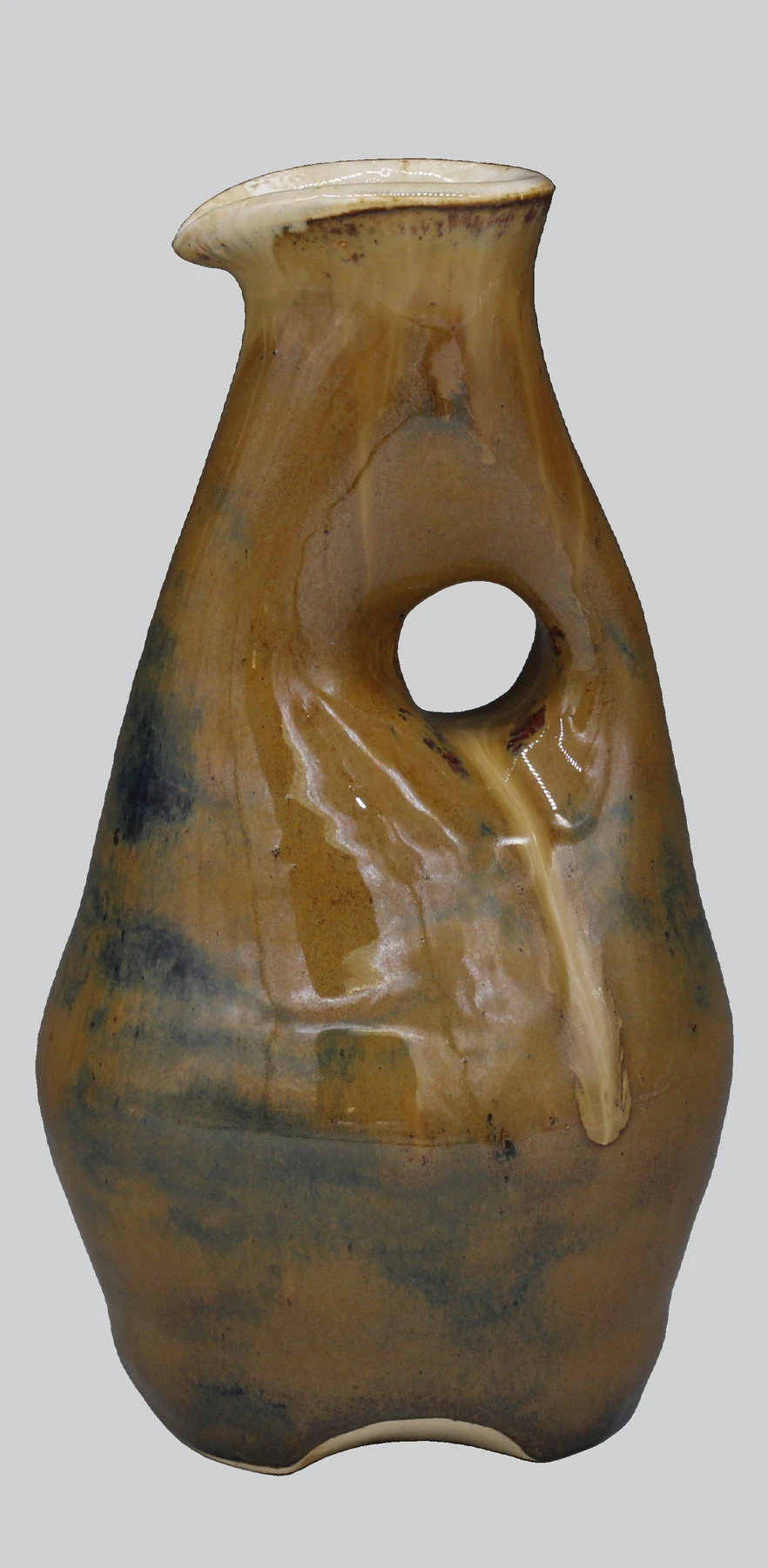 A bottle, electric